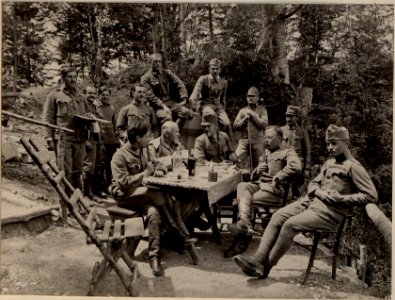 Offiziersmesse der Beobachter auf der BRISIA. aufgenommen am 27. Juni 1916. (BildID 15476763) photo