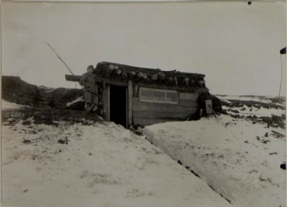 Offiziersunterstand. PANASOWKA, 22.I.1916. (BildID 15454181)