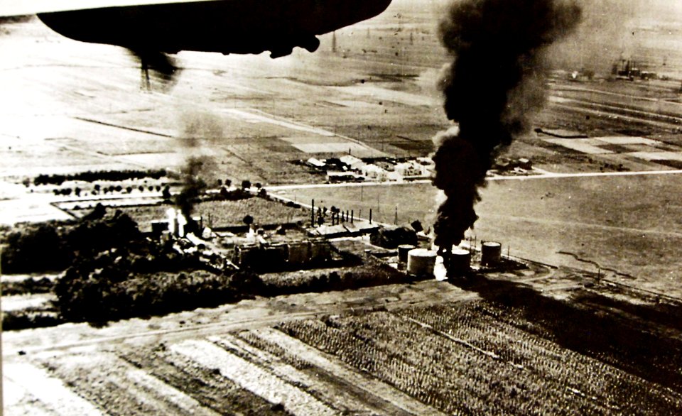 Oil installations being raided by B-24 Liberator bombers, Ploesti, Romania, 1943 (27703596316)