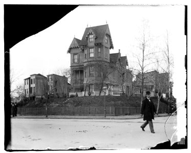 Old house, Md. Ave., NE, (Washington, D.C.) LCCN2016819477