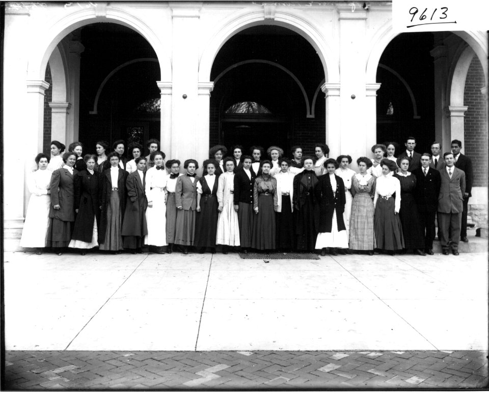 Ohio State Normal College sophomore class 1909 (3199674357)