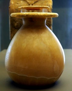 Ointment vase-MAHG D 0231-P6130436