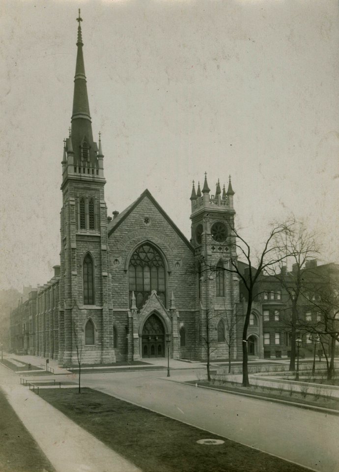 Old Medinah Temple, Chicago, 1913 (NBY 730)