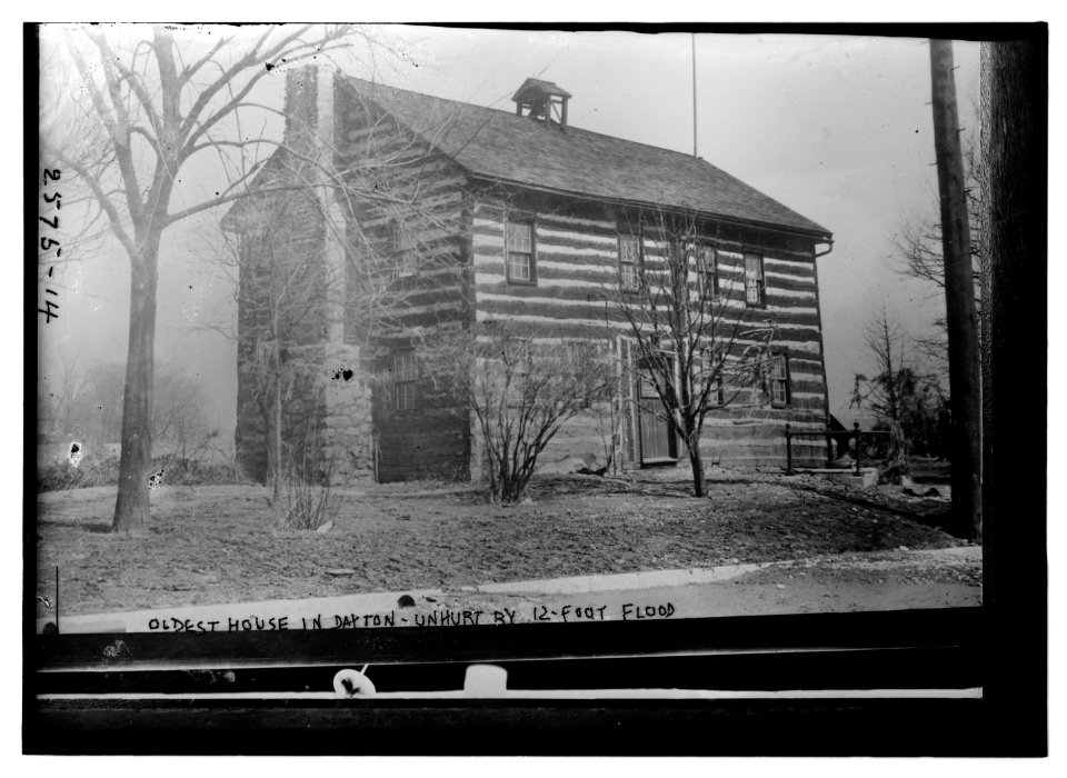 Oldest house in Dayton - unhurt by 12 foot flood LCCN2014691614