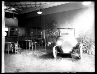 Oldsmobile Co., interior LCCN2016851598