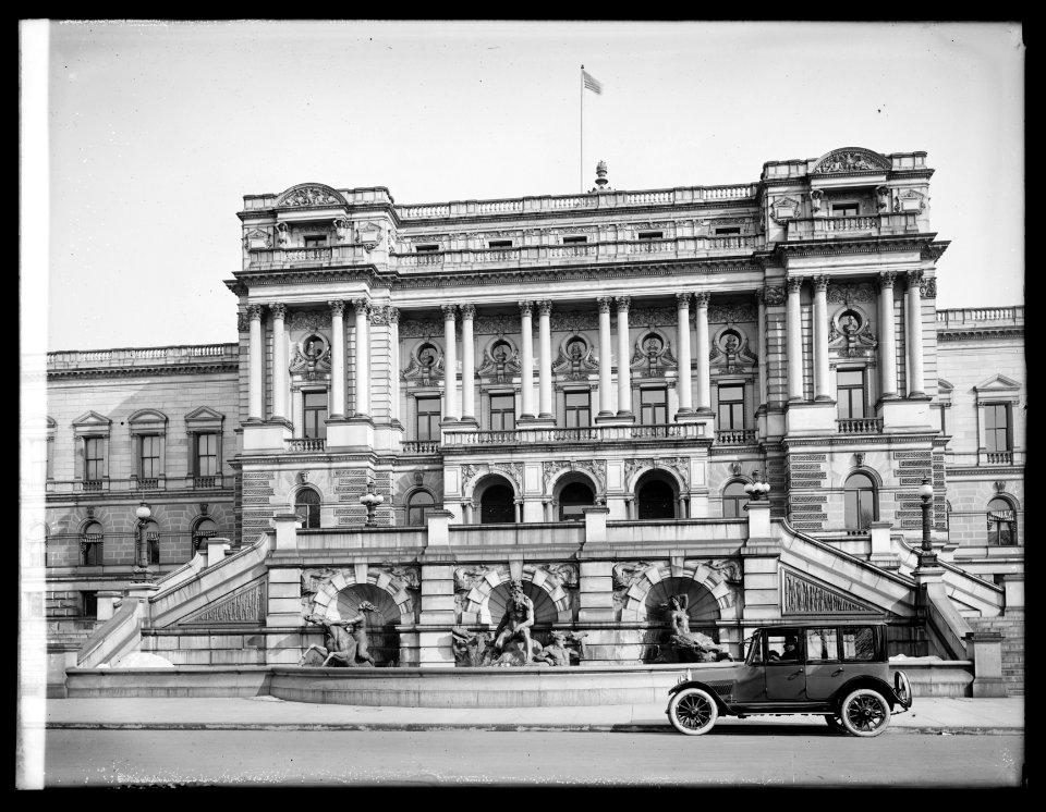 Oldsmobile Sales Co., Library (of Congress, Washington, D.C.) LCCN2016851603