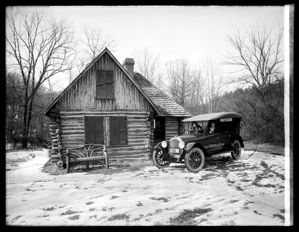 Oldsmobile Sales Co., Rock Creek Park, (Washington, D.C.) LCCN2016851593