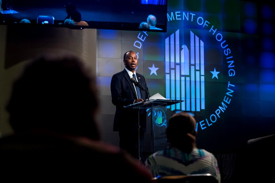 OGC Manager Symposium with Secretary Carson (36432876163)
