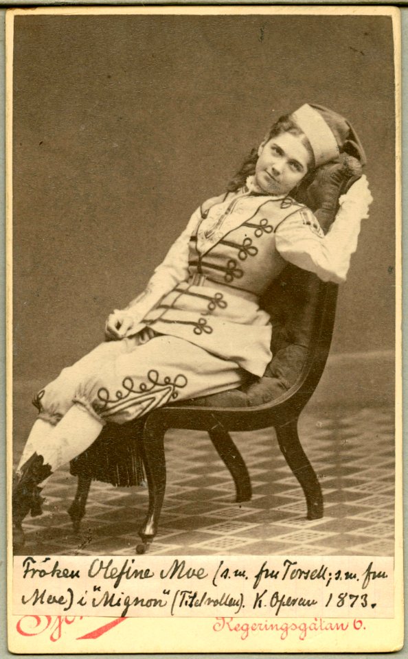 Olefine Moe, rollporträtt - SMV - H6 071