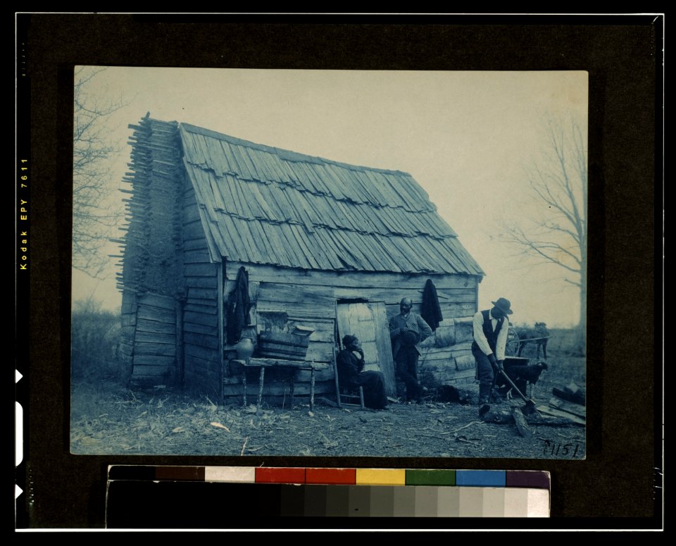 Old time cabin LCCN2004669210