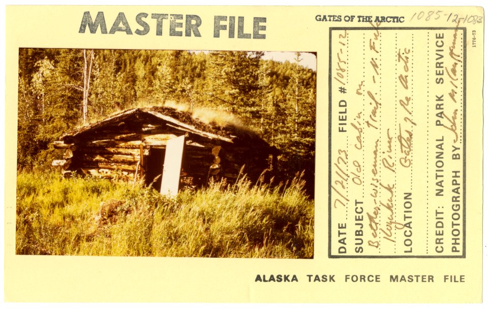 Old cabin on Bettles-Wiseman Trail - N Fork Koyukuk River (32735809883)