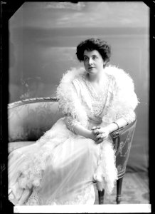 Olga Andersson, rollporträtt - SMV - GA051