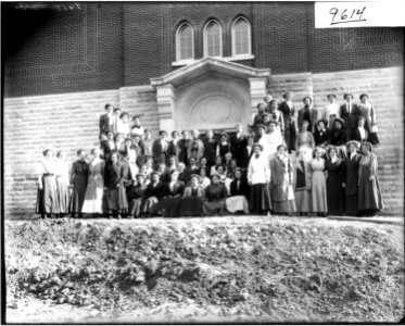 Ohio State Normal College freshman class 1909 (3200509178) photo