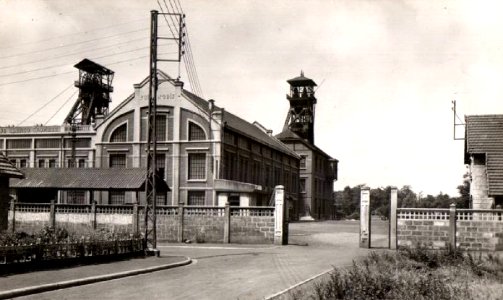 Oignies - Fosse 9 et 9 bis des mines de Dourges