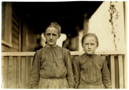 Oldest girl, Minnie Carpenter, House 53 Loray Mill, Gastonia, N.C. Spinner. Makes fifty cents a day of 10 hours. Works four sides. Younger girl works irregularly. LOC cph.3b15648