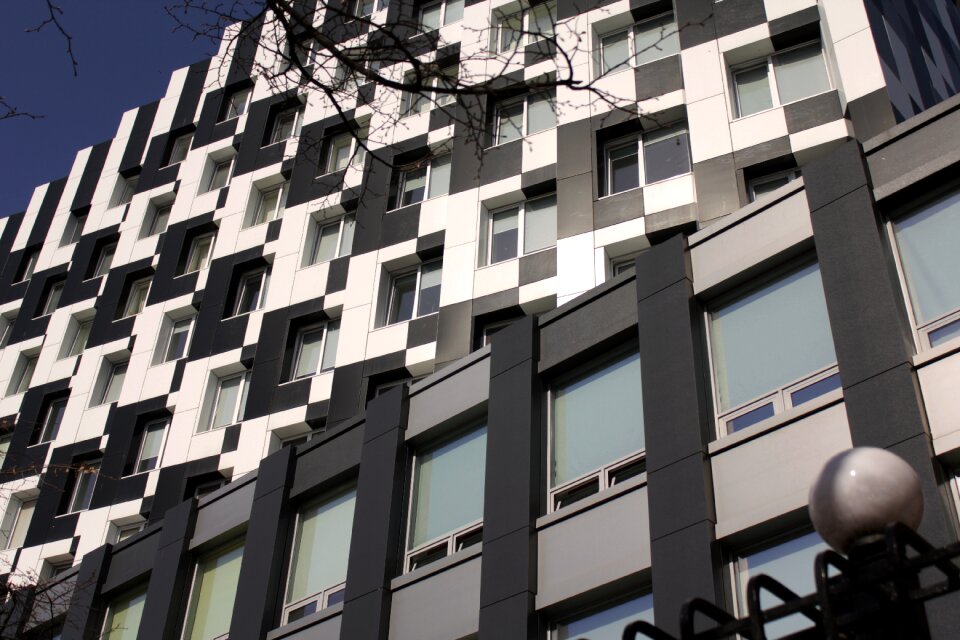 Building no one megalopolis