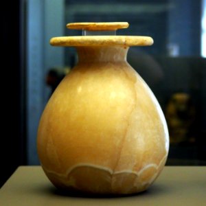 Ointment vase-MAHG D 0231-P6130438