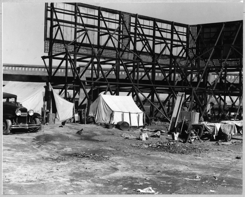 Olivehurst, 2 miles south of Marysville, Yuba County, California. Squatter community of 52 camps, ag . . . - NARA - 521739