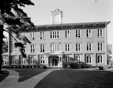 Old Main, Iowa Wesleyan College photo