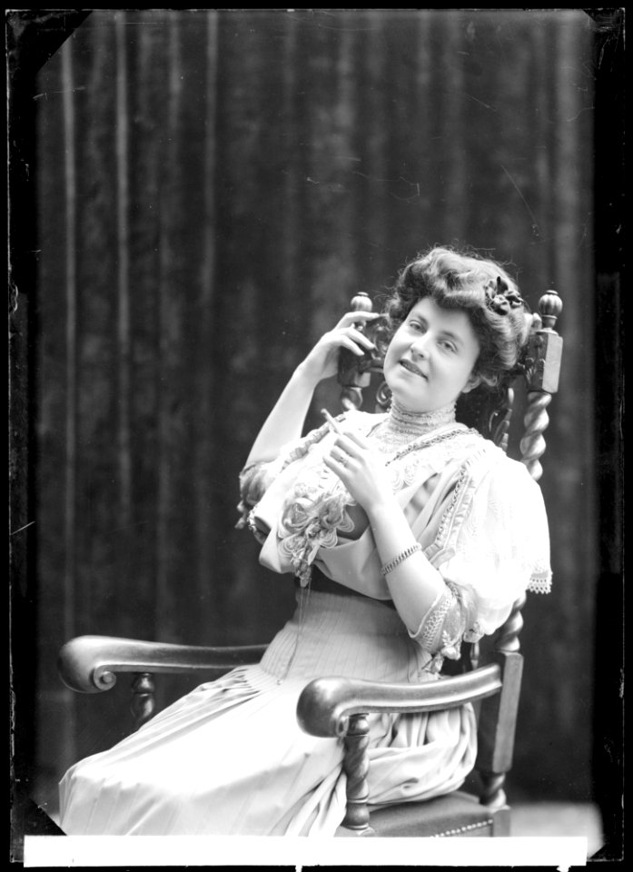 Olga Andersson, rollporträtt - SMV - GA049