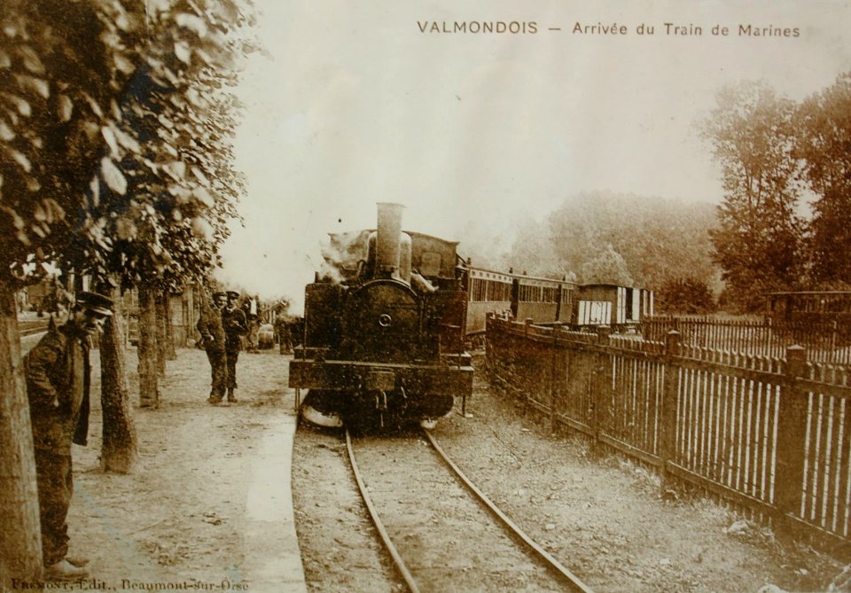 Old photograph exhibited at musée des tramways à vapeur et des chemins de fer secondaires français 04