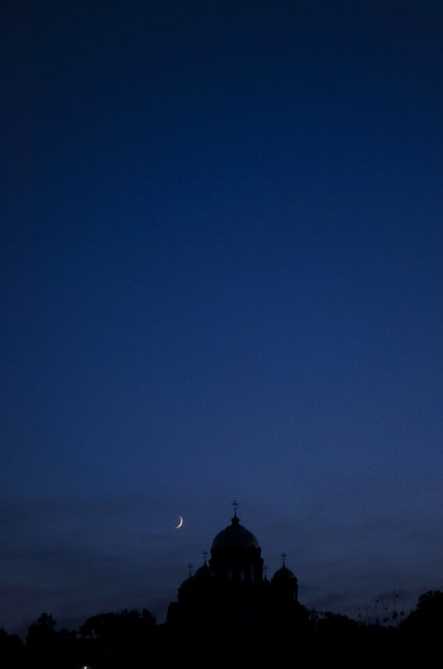 Dome silhouette temple of night