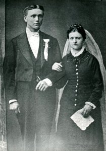 Olof & Maria Landgren 1882 photo