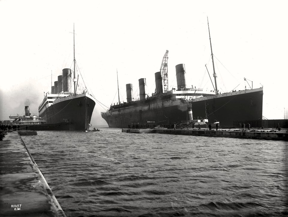 Olympic and Titanic Alt