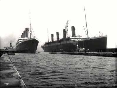 Olympic and Titanic Alt photo