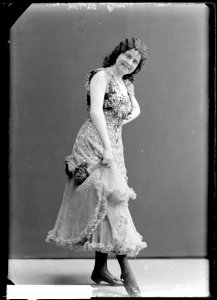 Olga Andersson in Genom skärselden at Djurgårdsteatern 1906 - SMV - NA031
