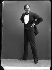 Olof Winnerstrand in Bland bålde riddersmän at Vasateatern 1907 - SMV - NV124