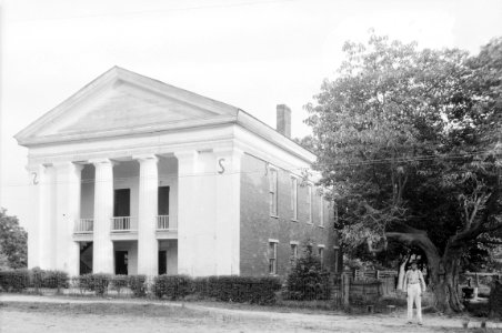 Old Marengo Courthouse photo