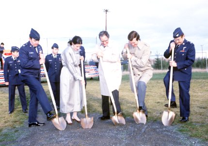 Olympia Snowe, William Cohen, and other dignitaries break ground for a new base hospital