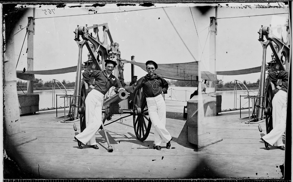 On deck of gunboat - NARA - 525043