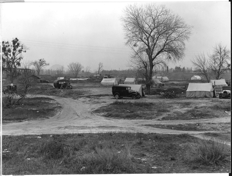 Olivehurst, 2 miles south of Marysville, Yuba County, California. Squatter Community of 52 camps, a . . . - NARA - 521738