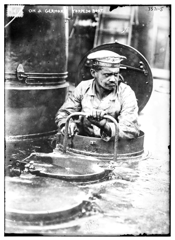 On a German Torpedo Boat LCCN2014699651