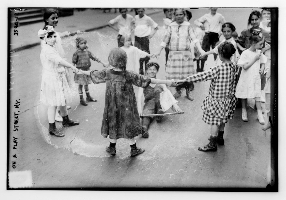 On a play Street, N.Y. LCCN2014699500