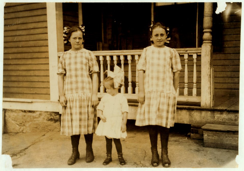 On left hand of picture is Alice Deon, 95 Springfield Street, a doffer in a spinning room of the Ayer mill. Been there a few weeks. Has a steady job. Walks to and from work, as Antoinette LOC cph.3b33357