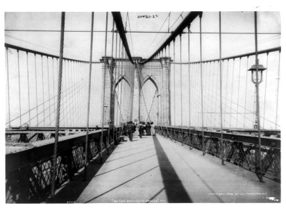 On the Brooklyn Bridge, N.Y. LCCN2002716138 photo