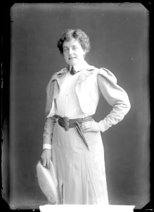 Olga Andersson, rollporträtt - SMV - GA058