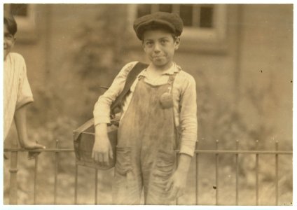 One of the ten year old shiners in Hartford, Conn. - August 25th, 1924. LOC cph.3c15902