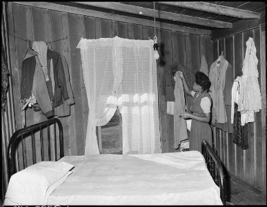 One of the bedrooms in home of Furman Currington, miner. Black Mountain Corporation, 30-31 Mines, Kenvir, Harlan... - NARA - 541266