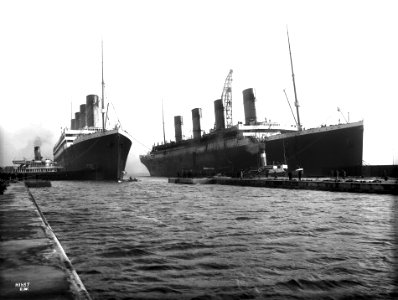 Olympic and Titanic photo
