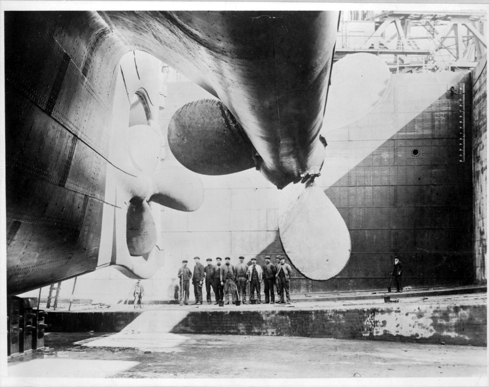 Olympic, rudders before launch LCCN2001704329