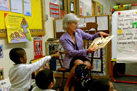 On Thursday, February 17, HHS Secretary Kathleen Sebelius visited the Judy Hoyer Early Learning Center at Cool Springs Elementary School in Adelphi, Maryland (2)