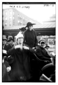 On a N.Y. Jitney LCCN2014702795