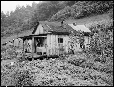 One of the houses rented to miners in this mine. P V & K Coal Company, Clover Gap Mine, Lejunior, Harlan County... - NARA - 541360 photo