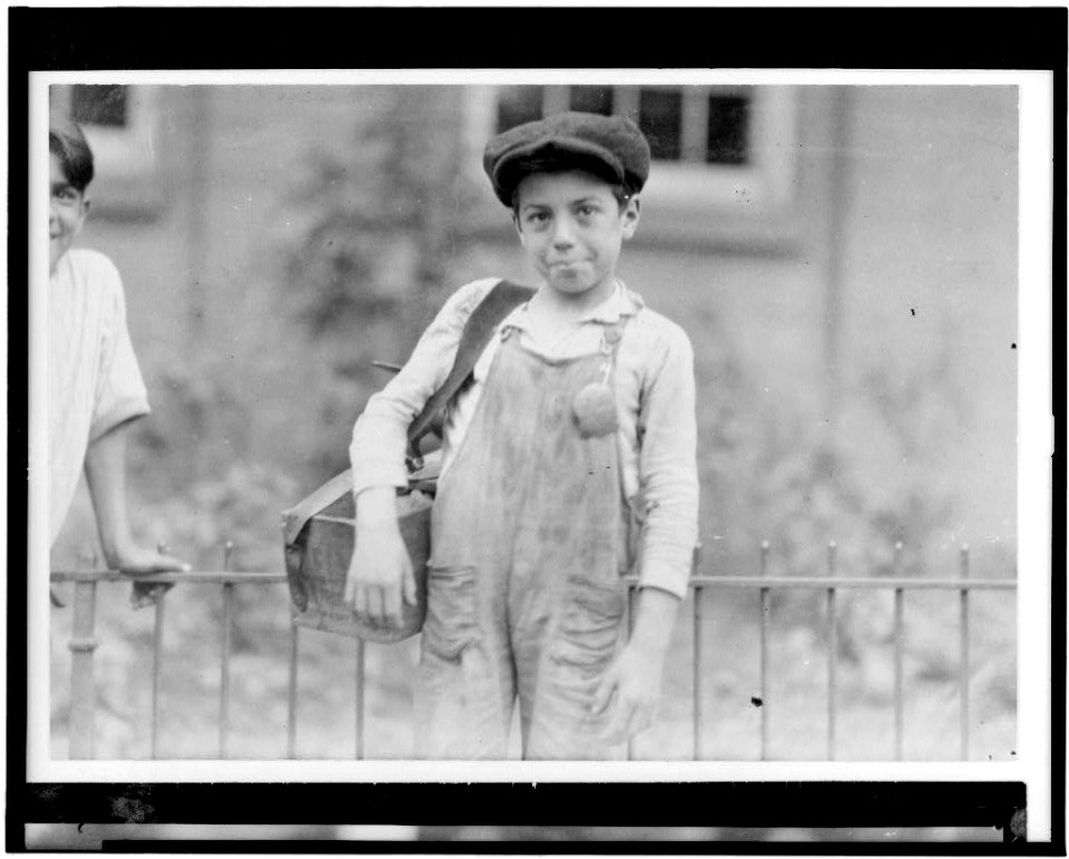 One of the ten year old shiners in Hartford, Conn. - August 25th, 1924. LOC cph.3c15902