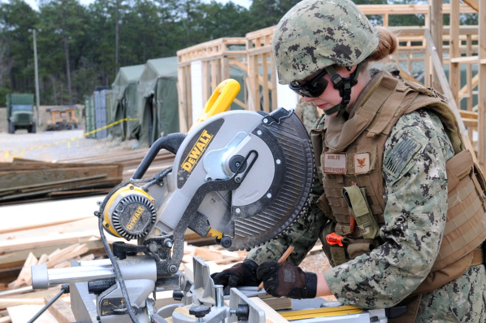 Operation Bearing Duel 2015 150217-N-EP471-828