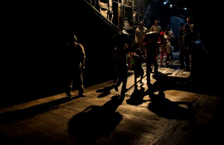 Operation Damayan 131121-N-NI474-126